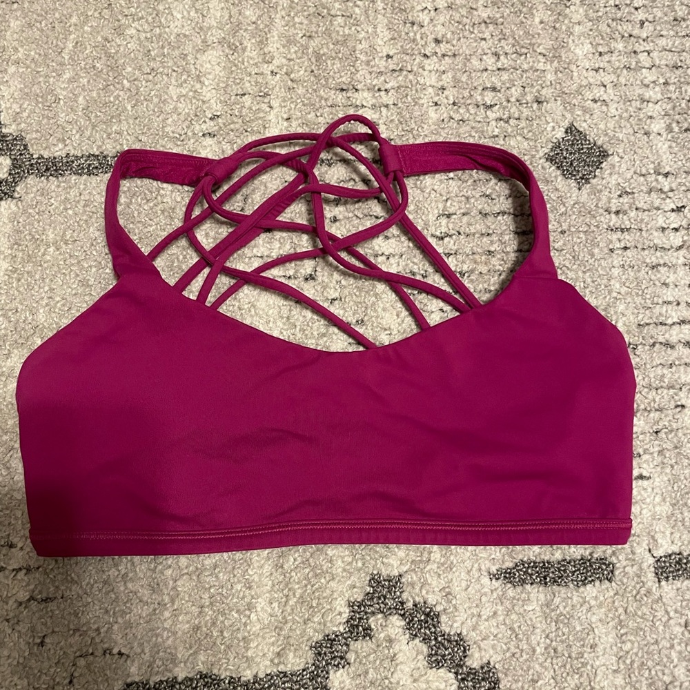 Lululemon Free to Be Bra